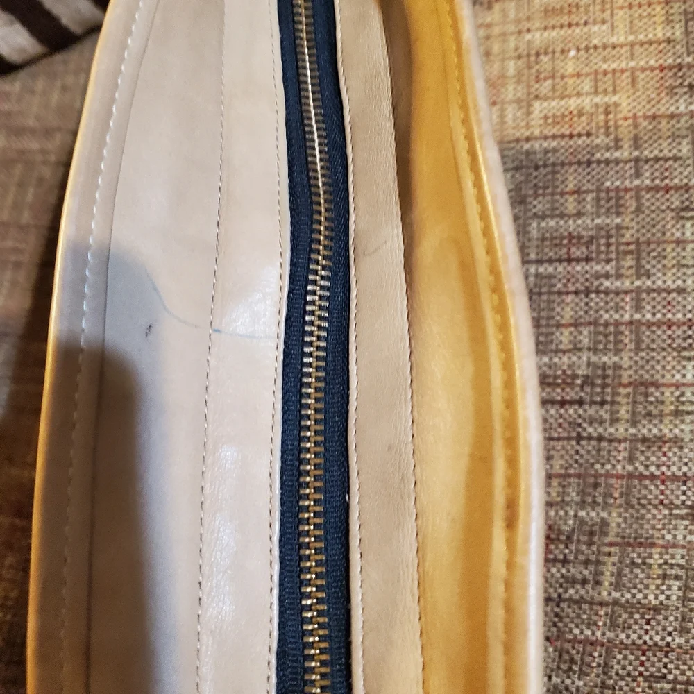 Vintage Coach Putty Leather Brighton Bag - Picture 8 of 9